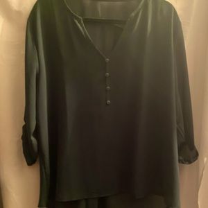 Blouse lower in the back (high-low blouse) in Dark Green